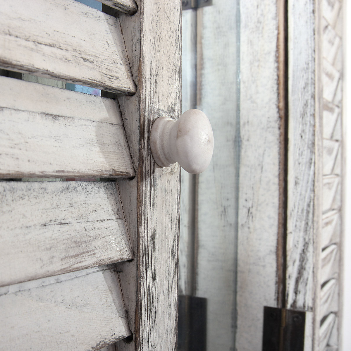 Wandspiegel raam met luiken 53x42x5cm ~ wit shabby