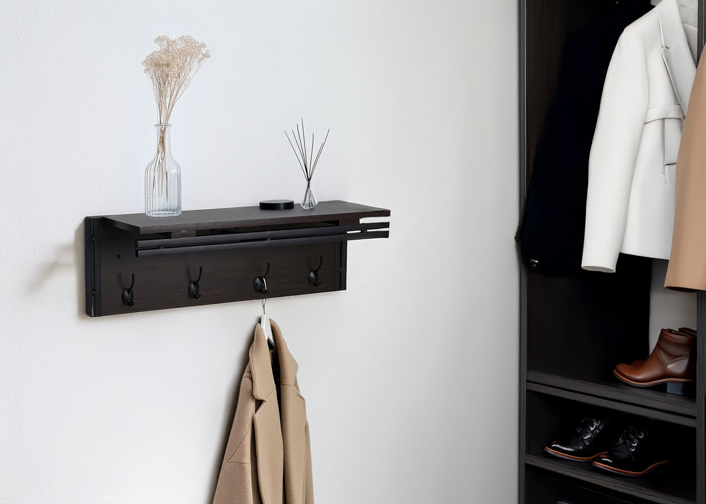 Wandkapstok MCW-A27, kapstokplank, 4 haken 24x75x24cm 3D structuur ~ donkerbruin